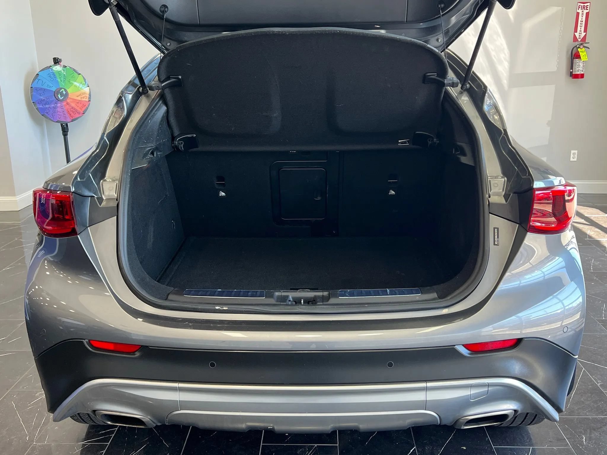 Used 2019 INFINITI QX30 AWD w/ Cargo Package image 27