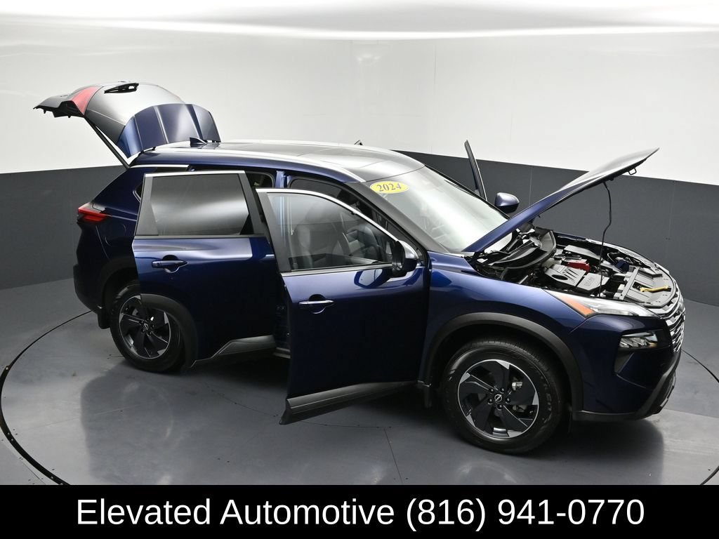 Used 2024 Nissan Rogue SV w/ SV Premium Package AWD/4WD image 30