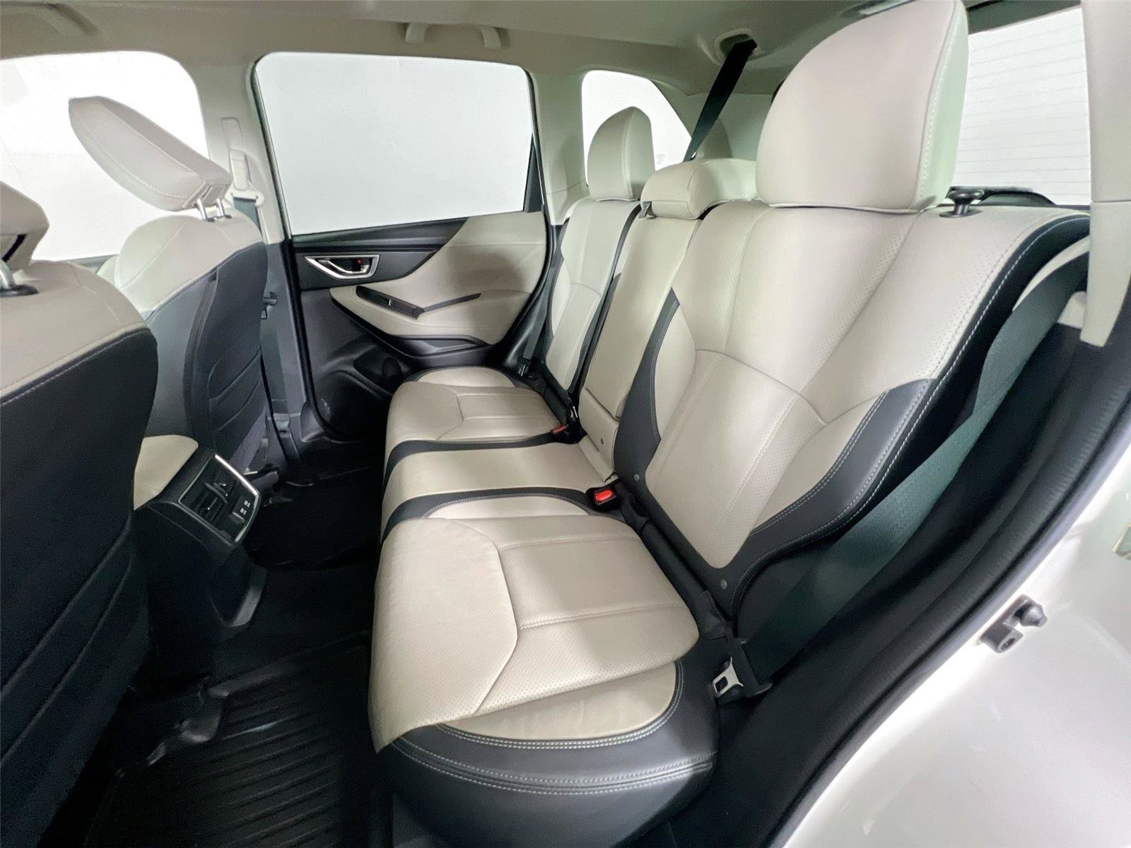 Used 2021 Subaru Forester Limited image 25
