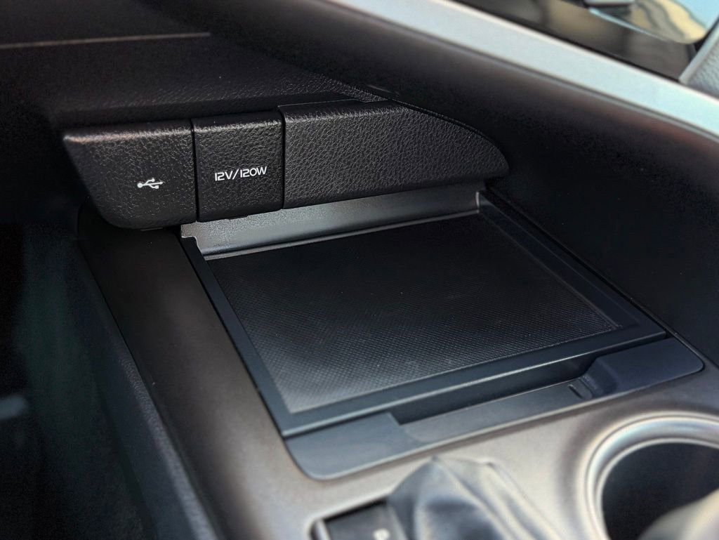 Used 2023 Toyota Camry SE image 15