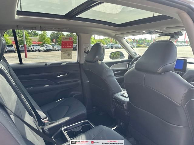 New 2026 Toyota Grand Highlander FWD image 13