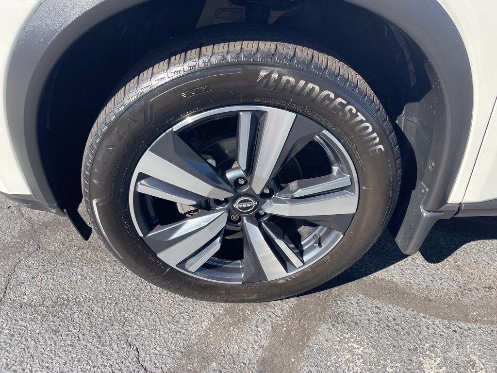 Certified 2023 Nissan Rogue SL AWD/4WD image 26