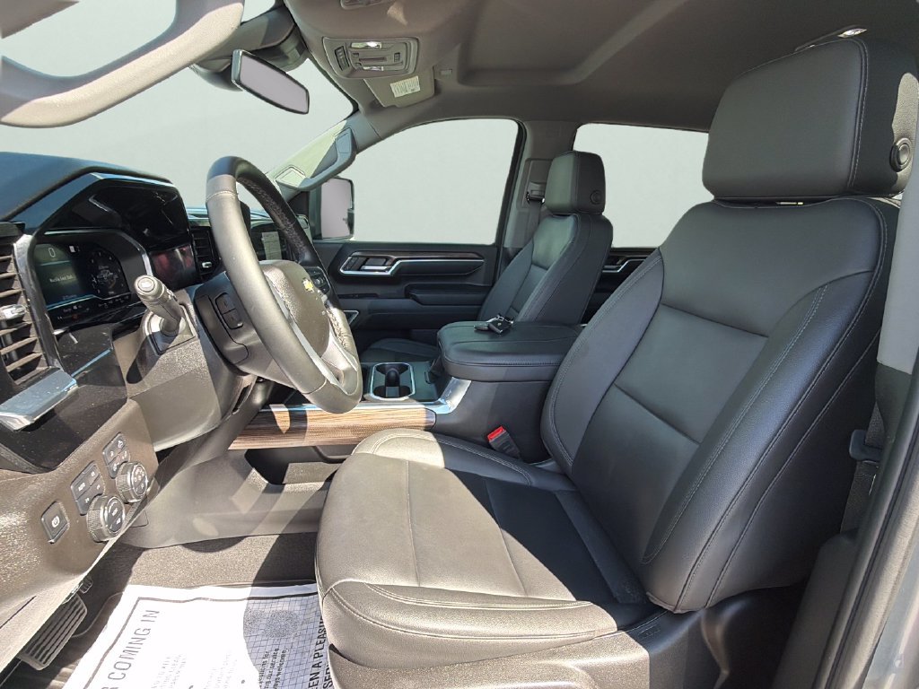 Used 2025 Chevrolet Silverado 2500 LT w/ All Star Edition AWD/4WD image 18