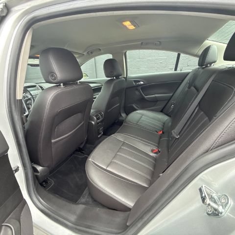 Used 2011 Buick Regal CXL Turbo FWD image 13