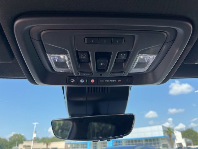 Used 2025 Chevrolet Silverado 1500 High Country w/ Technology Package image 41