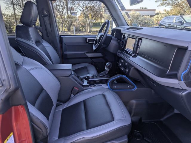 Used 2023 Ford Bronco Black Diamond image 33