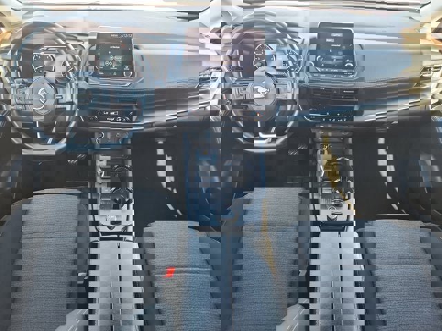 Used 2023 Nissan Rogue SV image 10