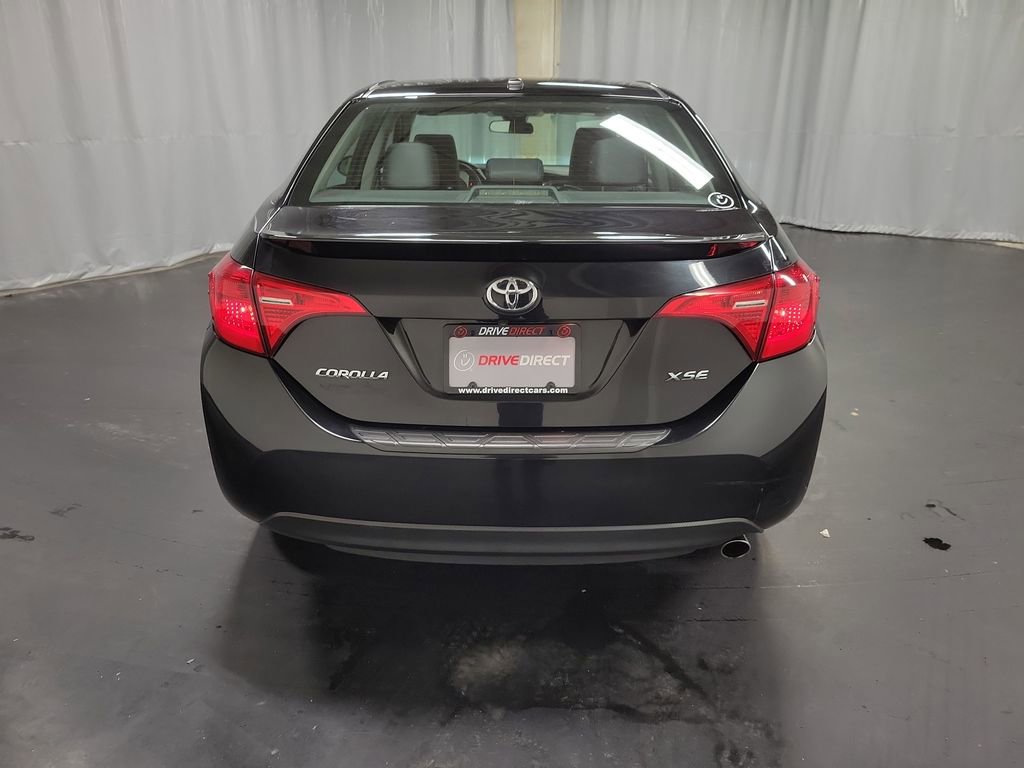 Used 2018 Toyota Corolla XSE image 7