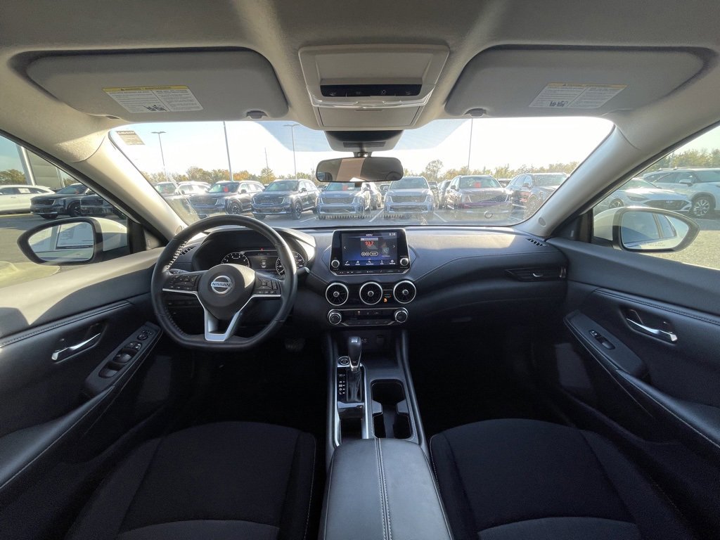 Used 2022 Nissan Sentra SV w/ Trunk Package image 21