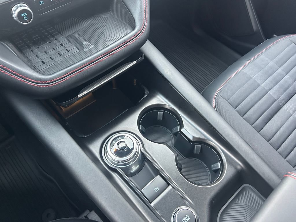 Used 2025 Ford Explorer ST-Line w/ ST-Line Street Pack AWD/4WD image 20