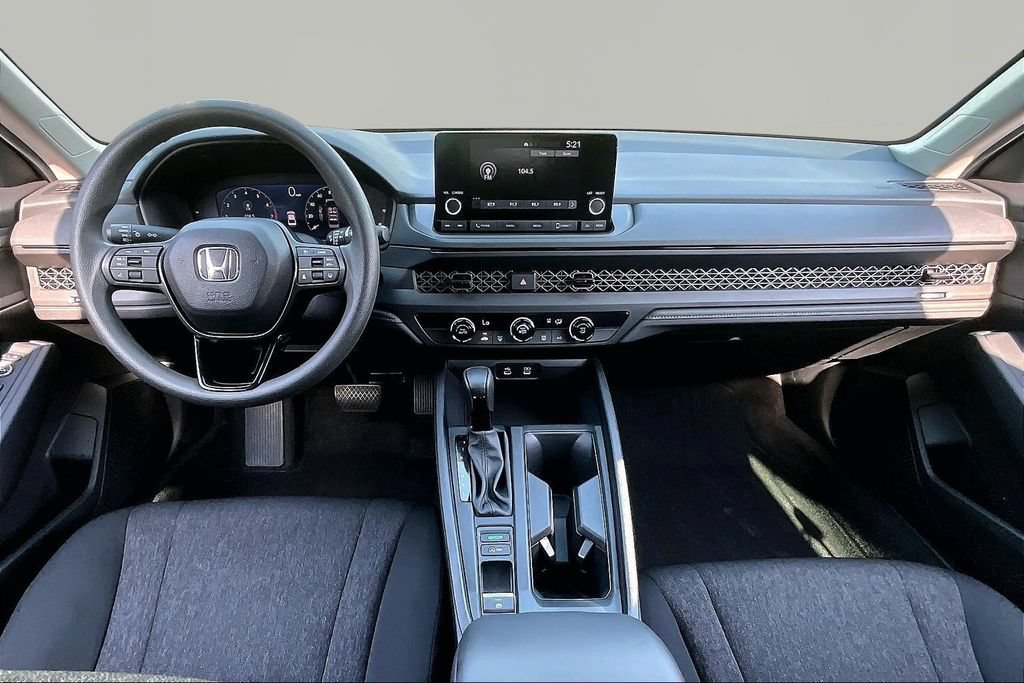 Used 2025 Honda Accord LX image 7