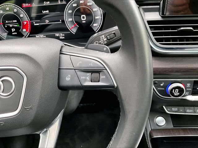Used 2021 Audi Q5 Premium AWD/4WD image 14