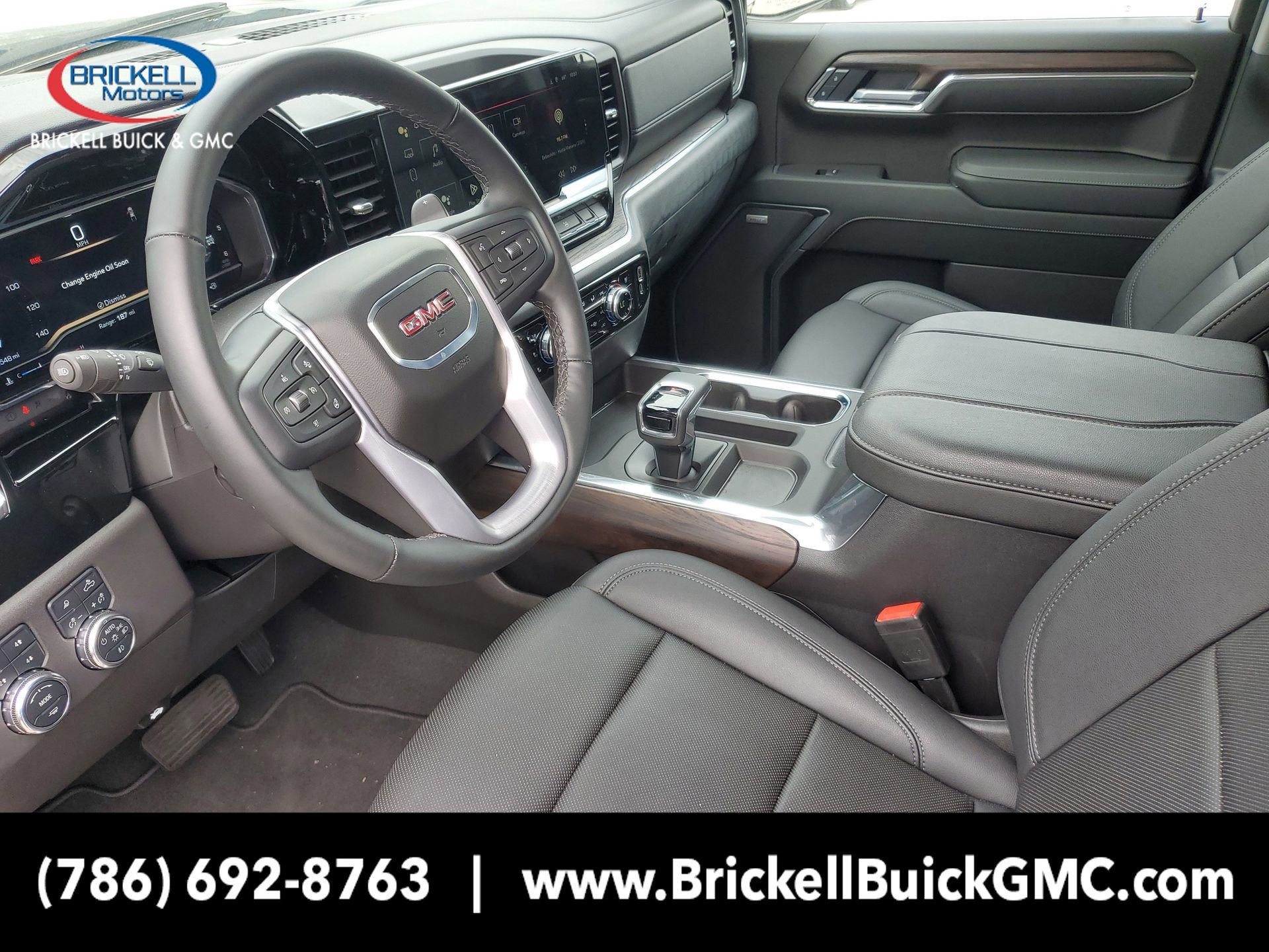 New 2025 GMC Sierra 1500 SLT w/ SLT Convenience Package image 18