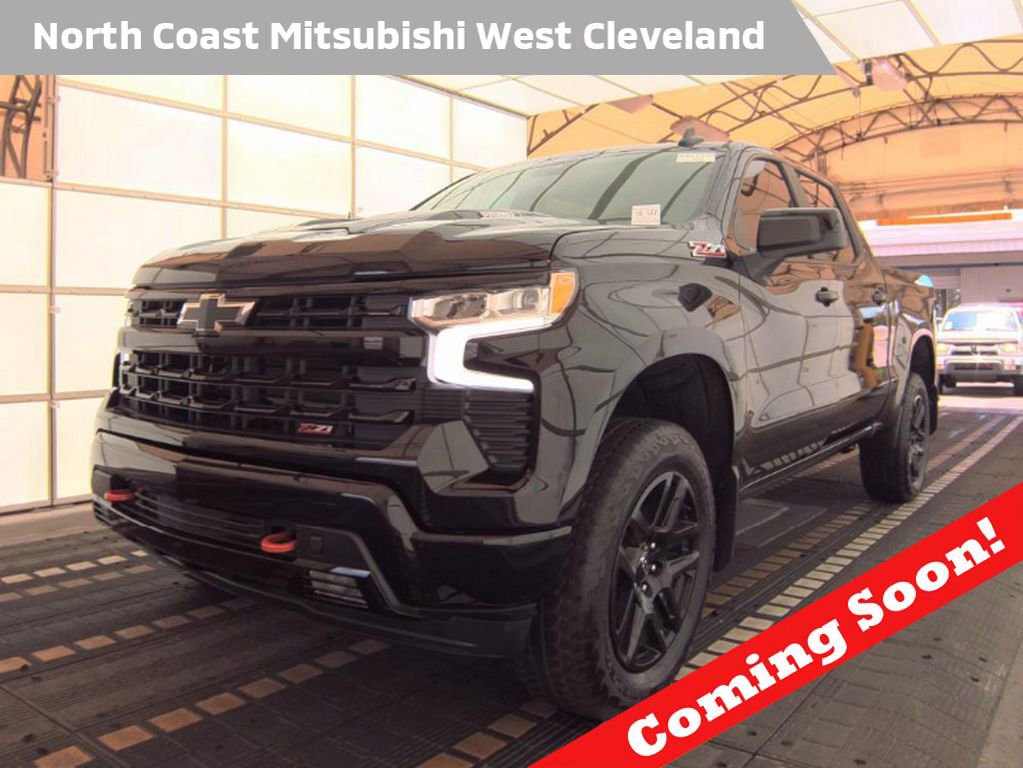 Used 2025 Chevrolet Silverado 1500 LT Trail Boss w/ Convenience Package II AWD/4WD image 1