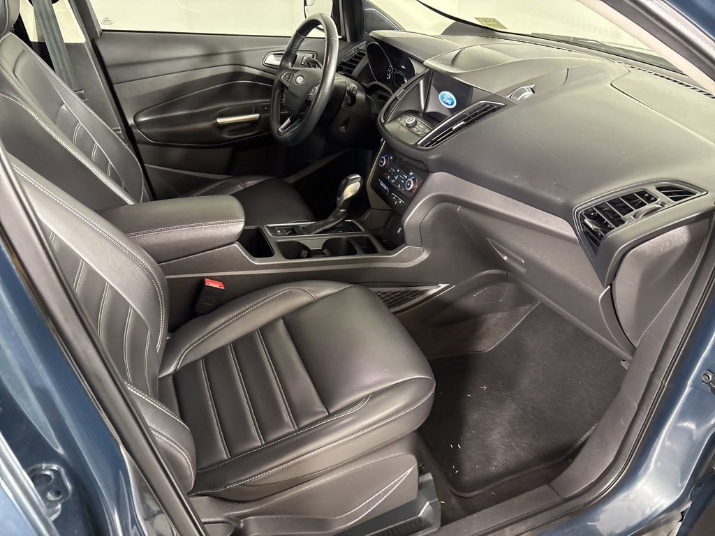 Used 2019 Ford Escape SEL image 14