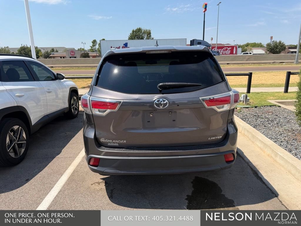 Used 2016 Toyota Highlander Limited FWD image 7