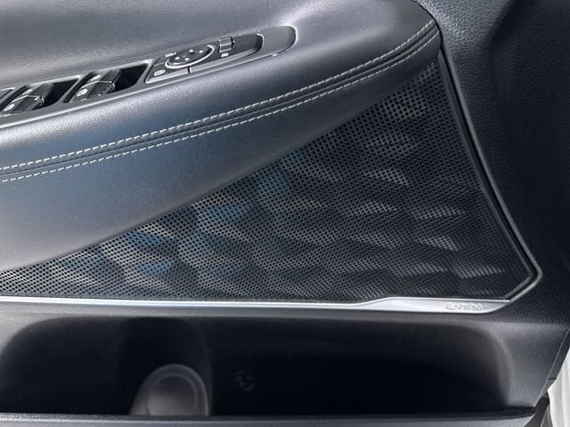 Used 2019 Hyundai Santa Fe AWD w/ Cargo Package image 25
