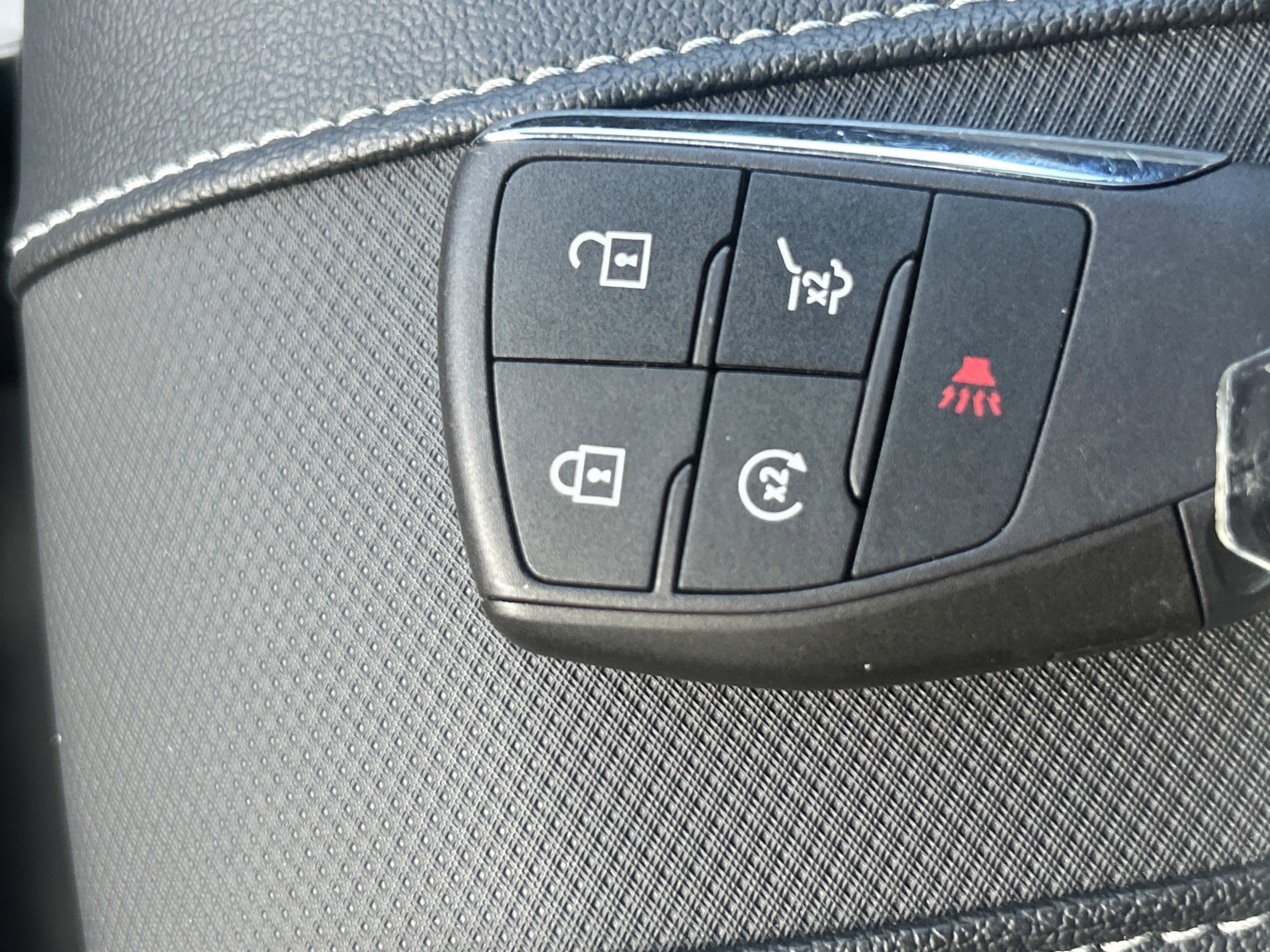 Used 2025 Chevrolet Traverse Z71 w/ Enhanced Driving Package AWD/4WD image 36