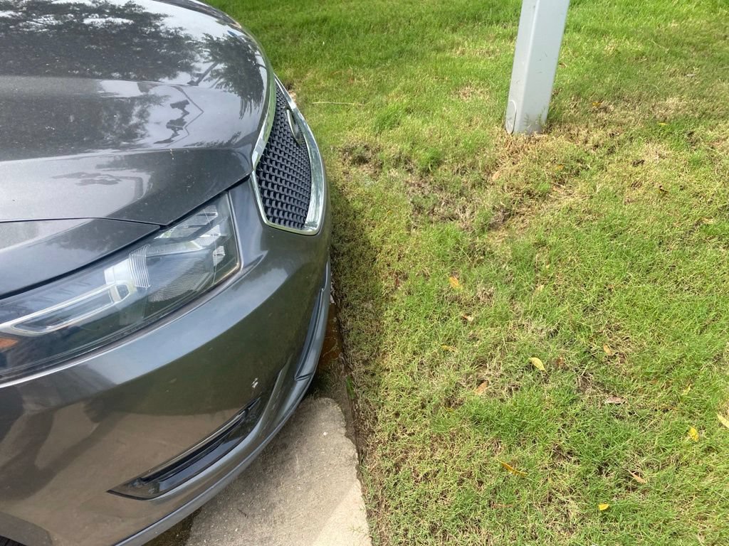 Used 2016 Ford Taurus SHO AWD/4WD image 11