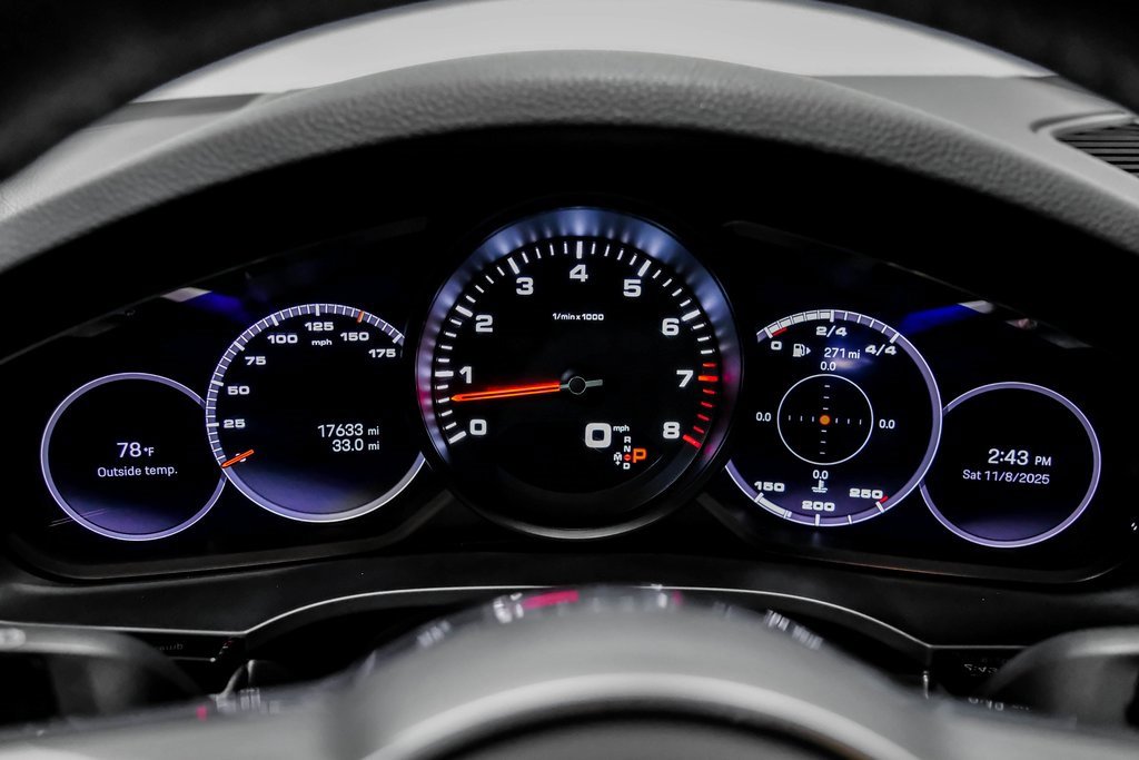 Used 2023 Porsche Cayenne image 19