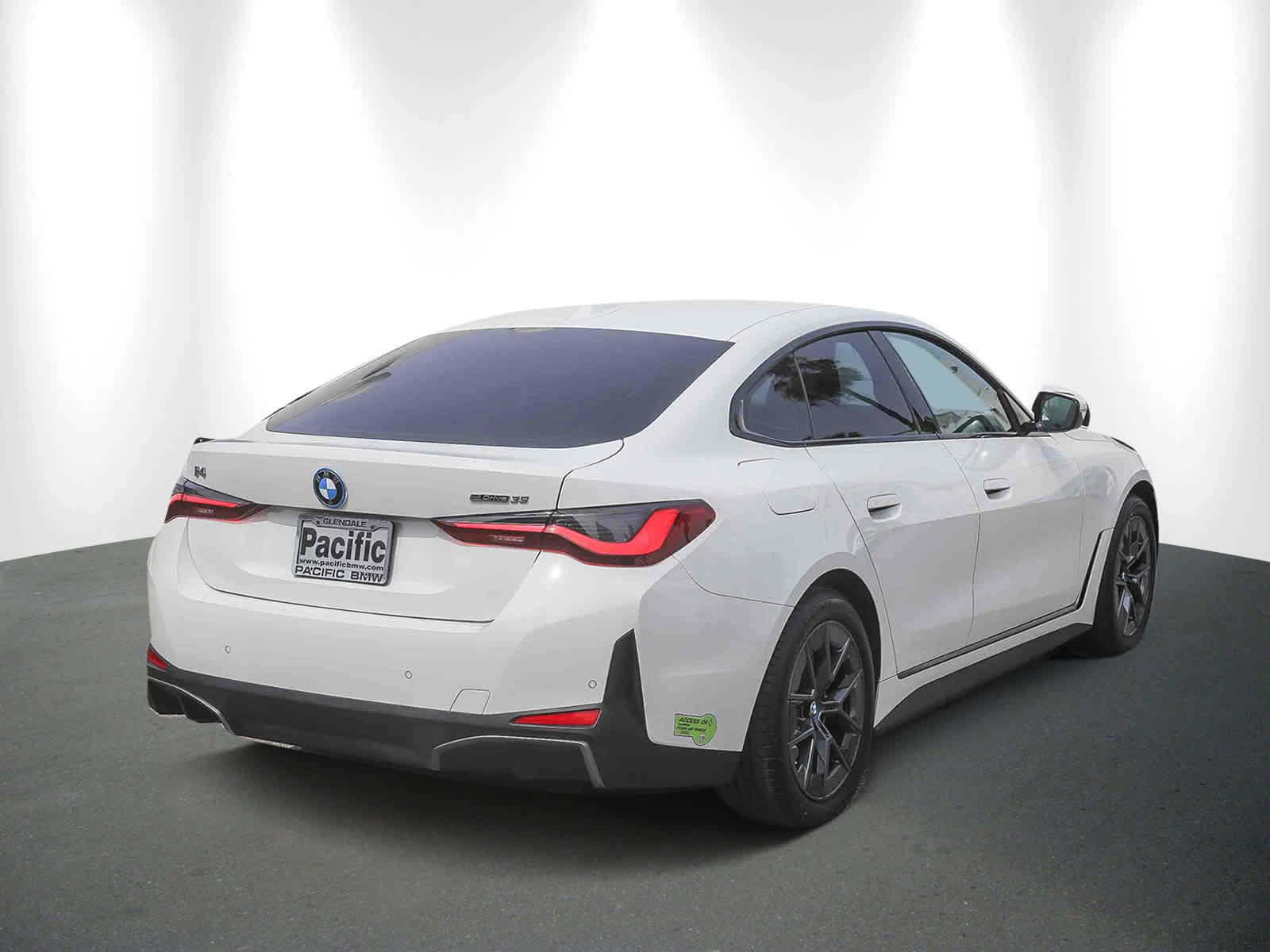 Certified 2023 BMW i4 eDrive35 w/ Premium Package image 6