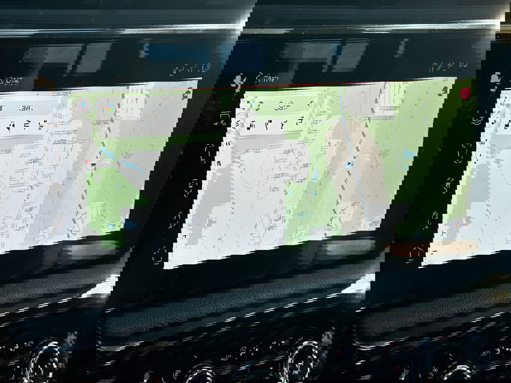 Used 2024 GMC Sierra 2500 AT4 w/ AT4 Premium Plus Package image 18