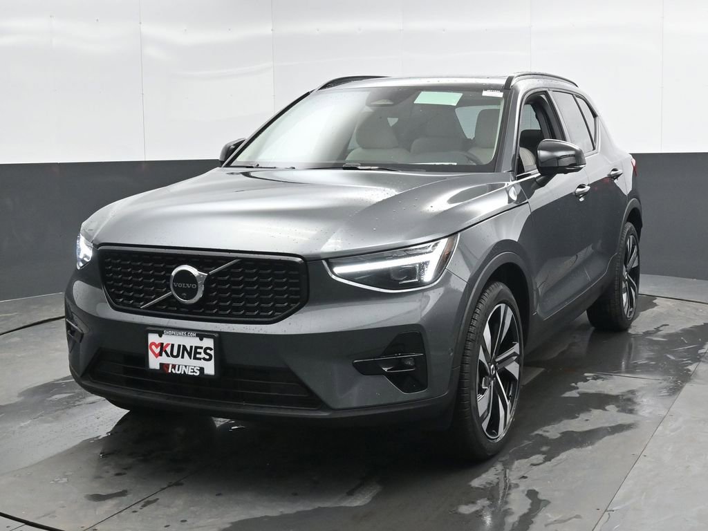 New 2026 Volvo XC40 B5 Ultra w/ Climate Package AWD/4WD image 5
