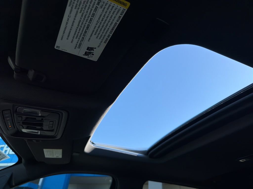 Used 2019 Chevrolet Silverado 1500 High Country w/ Technology Package image 35