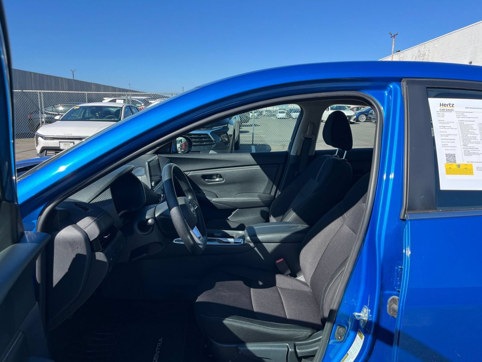 Used 2025 Nissan Sentra SV FWD image 25