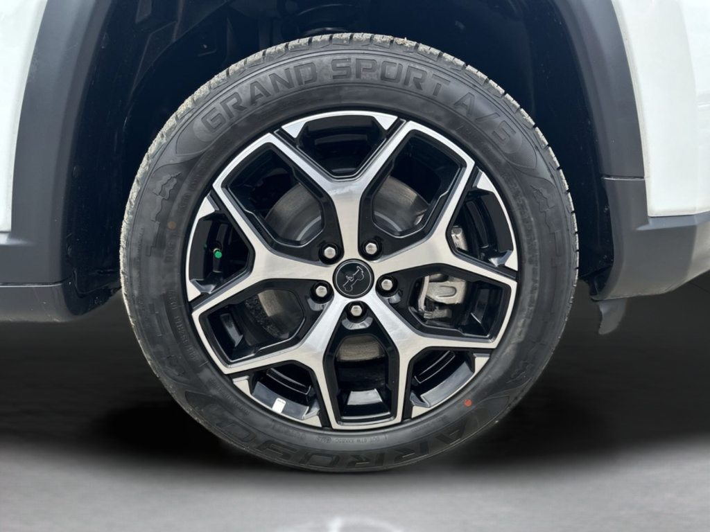 Certified 2026 Jeep Compass Limited AWD/4WD image 39