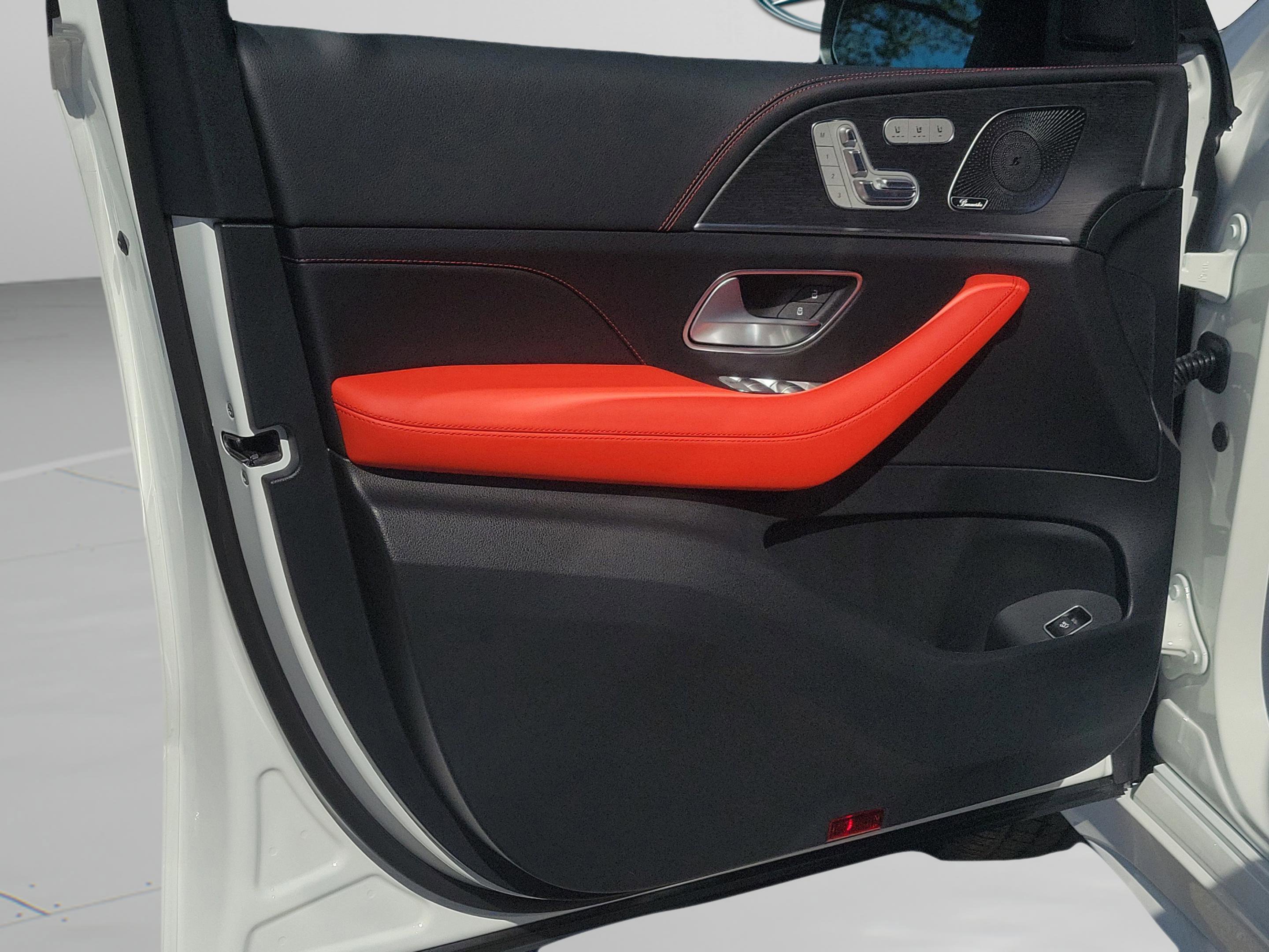 New 2026 Mercedes-Benz GLE 53 AMG 4MATIC Coupe image 30