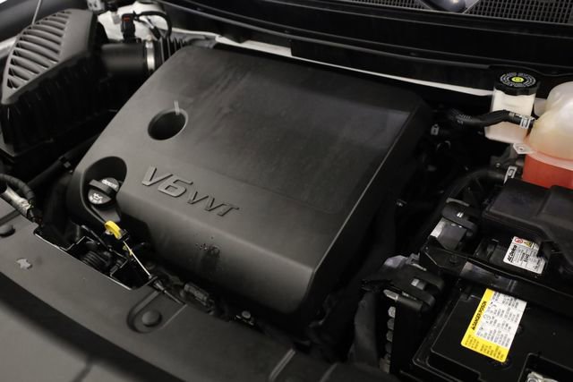Used 2023 Chevrolet Traverse LT image 11