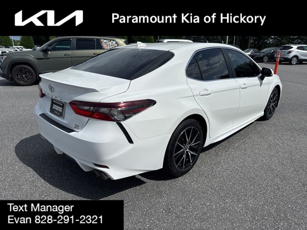 Used 2023 Toyota Camry SE AWD/4WD image 7