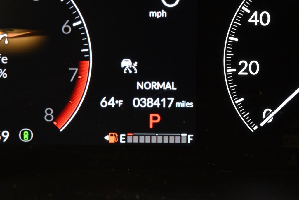 Used 2023 Honda HR-V LX image 26