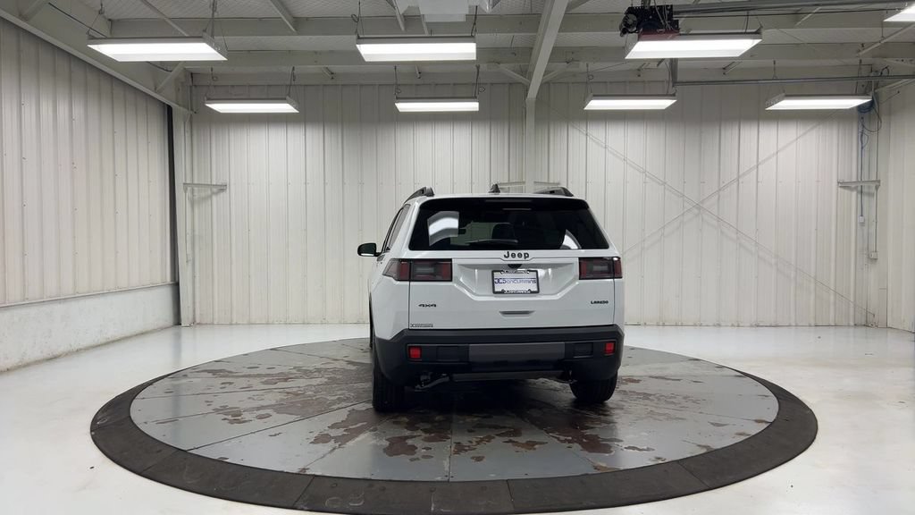 New 2026 Jeep Cherokee Laredo AWD/4WD image 7