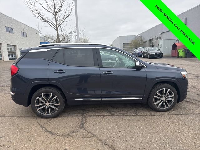Used 2019 GMC Terrain Denali w/ Advanced Safety Package AWD/4WD image 11