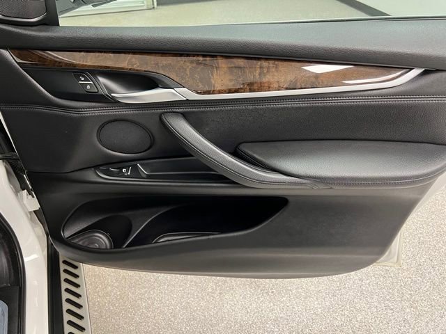 Used 2014 BMW X5 xDrive35d image 53