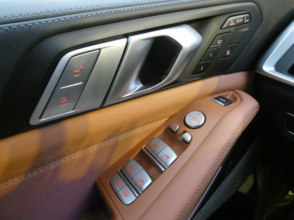 Used 2026 BMW X7 xDrive40i image 52