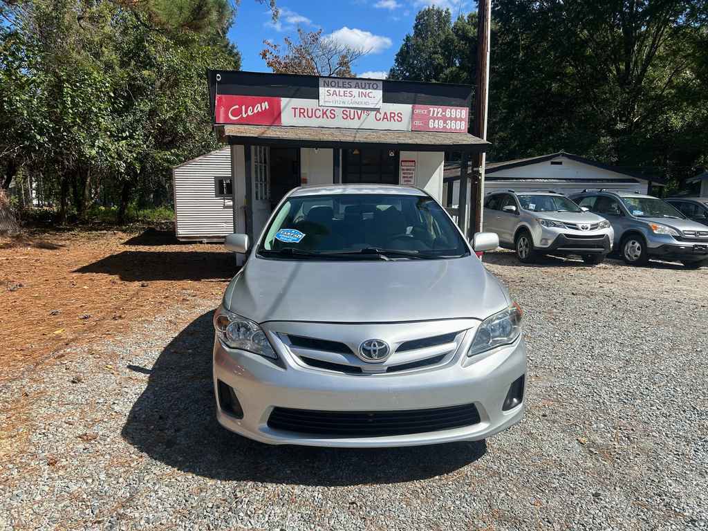 Used 2012 Toyota Corolla LE image 2
