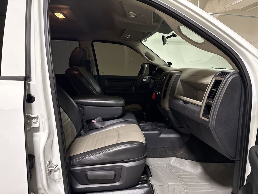 Used 2012 RAM 3500 ST w/ Chrome Appearance Group image 20