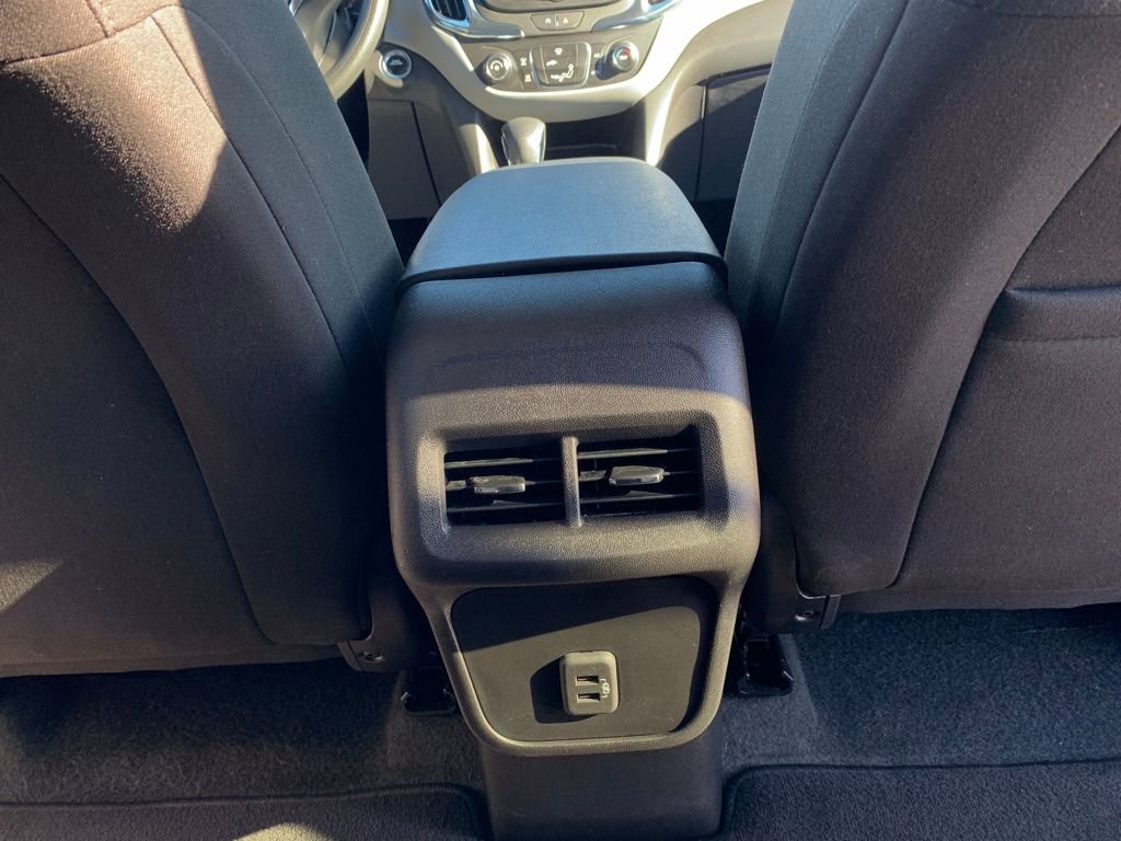 Used 2024 Chevrolet Equinox LS w/ LS Convenience Package image 17