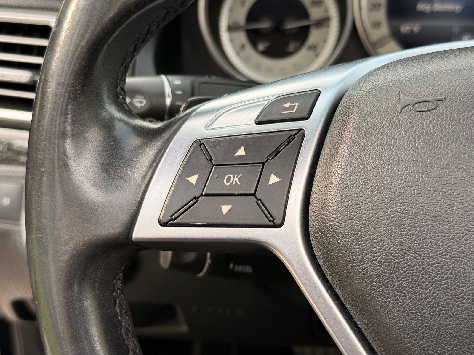 Used 2016 Mercedes-Benz E 400 Cabriolet image 35