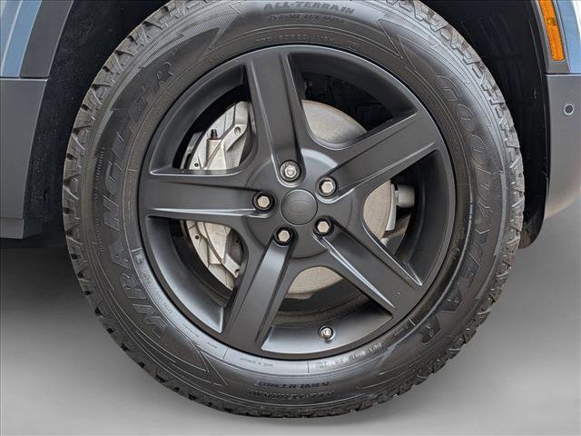 Used 2020 Land Rover Defender 110 HSE image 27