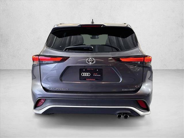 Used 2025 Toyota Highlander XSE AWD/4WD image 6