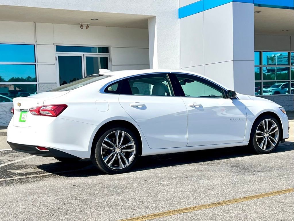 Used 2024 Chevrolet Malibu LT image 4