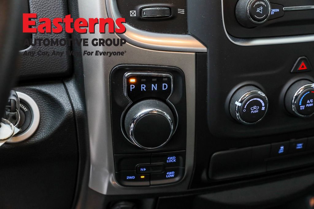 Used 2019 RAM 1500 Classic SLT image 13