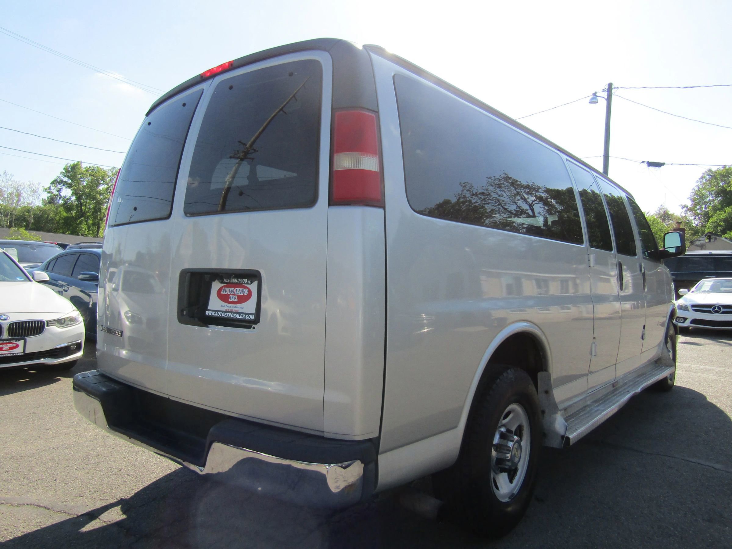 Used 2012 Chevrolet Express 3500 LT w/ LT Preferred Equipment Group RWD image 7