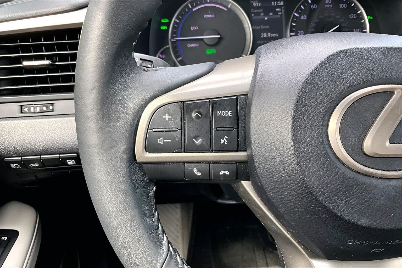 Used 2018 Lexus RX 450h AWD w/ Premium Package image 22