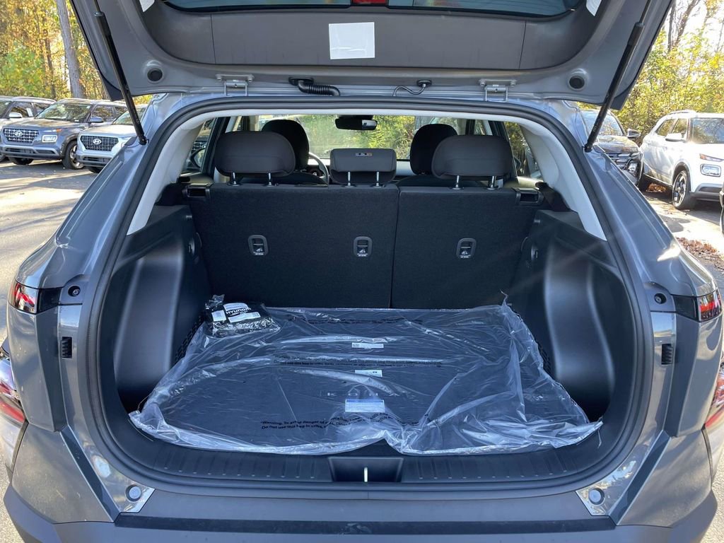New 2026 Hyundai Kona SE image 7