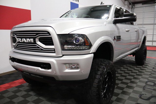 Used 2018 RAM 2500 Laramie w/ Sport Appearance Group AWD/4WD image 3